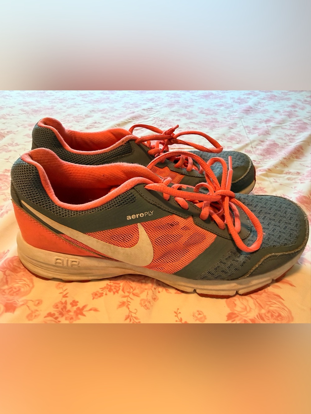 Nike Orange and Gray Aeroply Training Sneakers